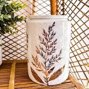 Scentsy 🌾 GOLDEN MEADOW Wax Warmer Gold foil overlay carved porcelain NIB